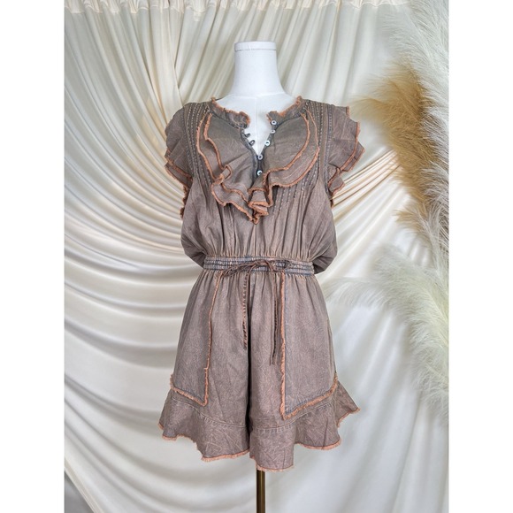 Free People Naya Chambray Romper Peach Flutter Sleeves Smocked W/Pockets Size XS - Picture 1 of 11